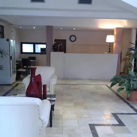 Lazaro hotel-2